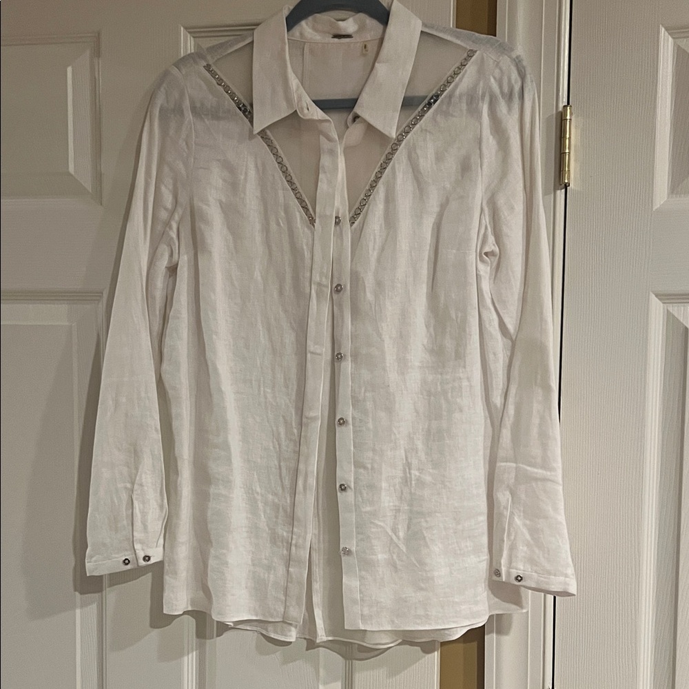 Elie Tahari White Button Down Shirt
